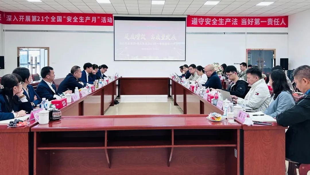 新審視，向大處看，擘畫皇氏遵義乳業(yè)西南市場新藍圖丨皇氏遵義乳業(yè)“高質量發(fā)展”戰(zhàn)略研討會在遵義召開